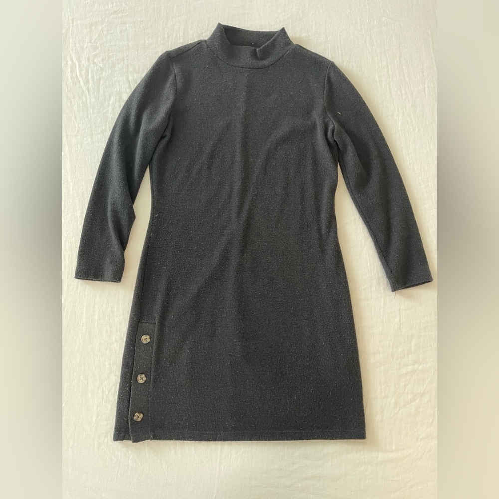 Black Banana Republic sweater dress size medium